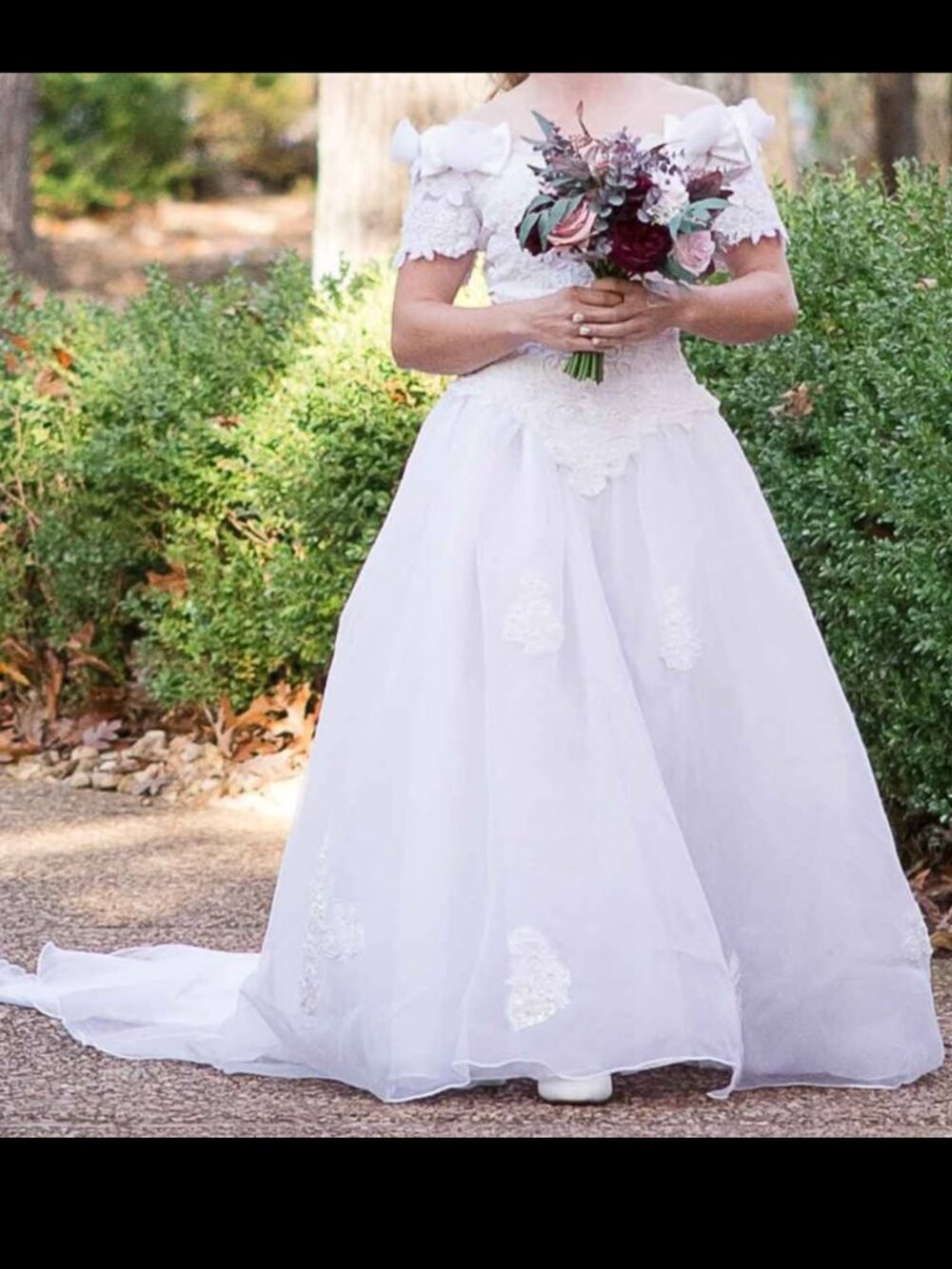 David's Bridal White Sequin Embellished Wedding Dress with Train Size 4